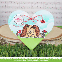 Lade das Bild in den Galerie-Viewer, Lawn Fawn - heart pouch - lawn cuts - Design Creative Bling