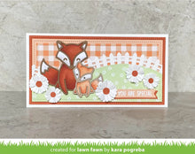 Carica l'immagine nel visualizzatore di Gallery, Lawn Fawn - Lawn Cuts - Slimline Picket Fence Border - Design Creative Bling