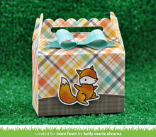Lade das Bild in den Galerie-Viewer, Lawn Fawn - Lawn Cuts - Dies - Scalloped Treat Box - Design Creative Bling