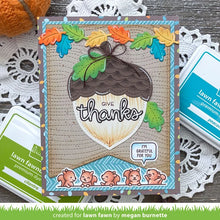 Carica l'immagine nel visualizzatore di Gallery, Lawn Fawn -leaf and acorn border- lawn cuts
