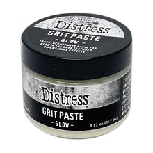 Cargar imagen en el visor de la galería, Tim Holtz Distress Grit Paste 3oz - Glow - Design Creative Bling
